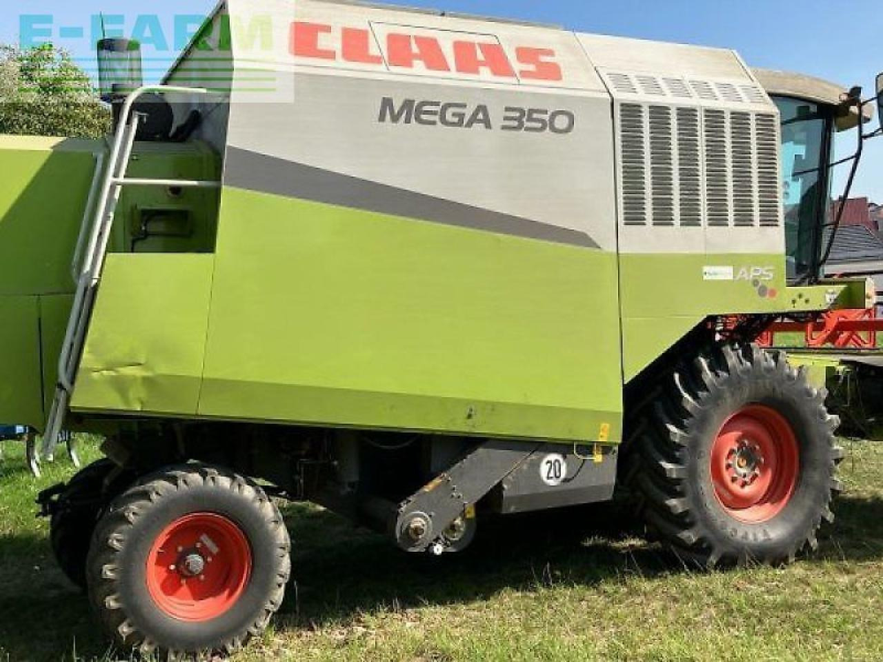 CLAAS mega 350 - Combină de recoltat cereale: Foto 2 CLAAS mega 350 - Combină de recoltat cereale: Foto 2