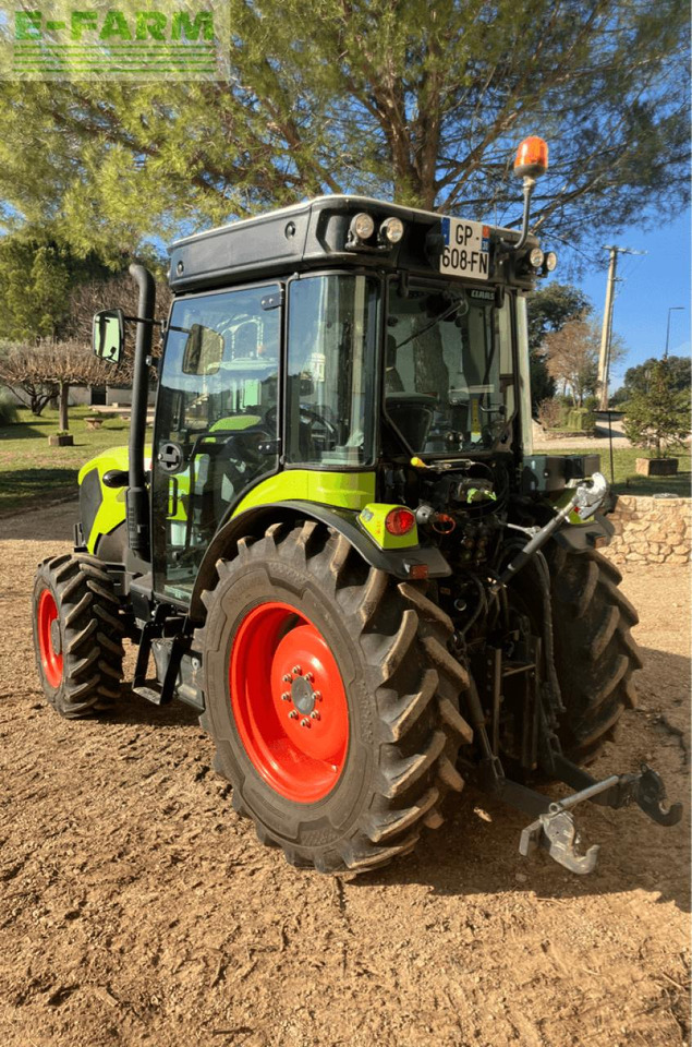 CLAAS nexos 240 l cabine - Tractor agricol: Foto 1 CLAAS nexos 240 l cabine - Tractor agricol: Foto 1