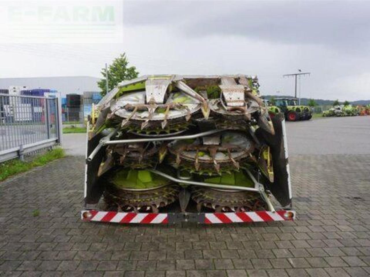 CLAAS orbis 750 - Utilaje pentru maşină de recoltat furaj: Foto 4 CLAAS orbis 750 - Utilaje pentru maşină de recoltat furaj: Foto 4