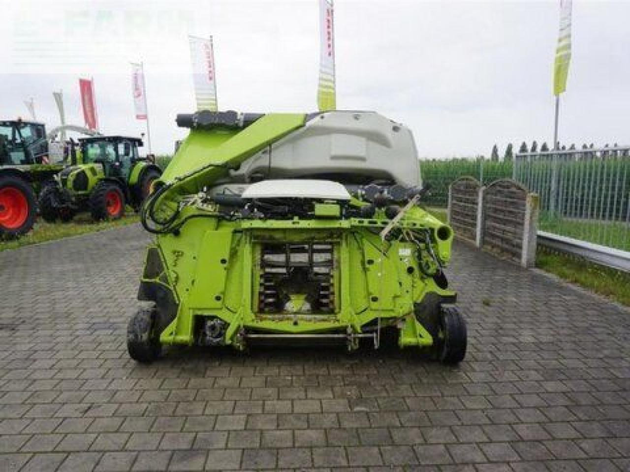 CLAAS orbis 750 - Utilaje pentru maşină de recoltat furaj: Foto 2 CLAAS orbis 750 - Utilaje pentru maşină de recoltat furaj: Foto 2