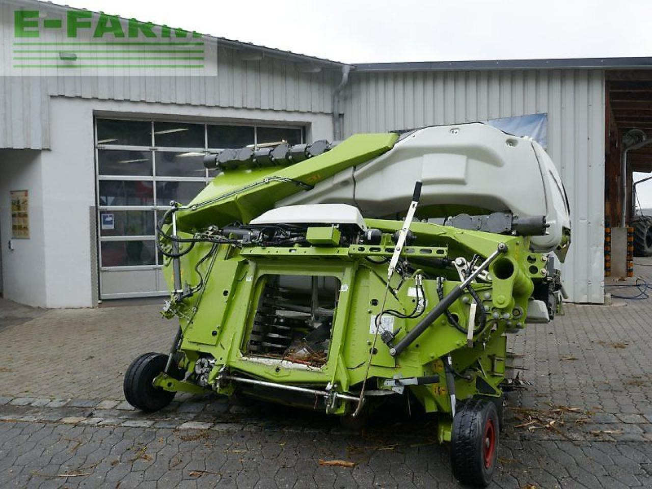 CLAAS orbis 900 - Utilaje pentru maşină de recoltat furaj: Foto 1 CLAAS orbis 900 - Utilaje pentru maşină de recoltat furaj: Foto 1