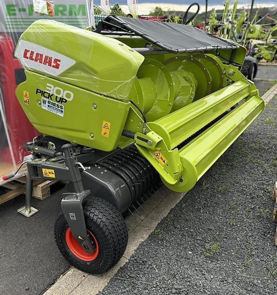 CLAAS pick up 300 profi contour - Utilaje pentru maşină de recoltat furaj: Foto 3 CLAAS pick up 300 profi contour - Utilaje pentru maşină de recoltat furaj: Foto 3