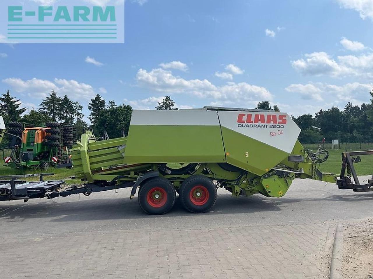 CLAAS quadrant 2200 rc - Presă baloţi dreptunghiulari: Foto 3 CLAAS quadrant 2200 rc - Presă baloţi dreptunghiulari: Foto 3