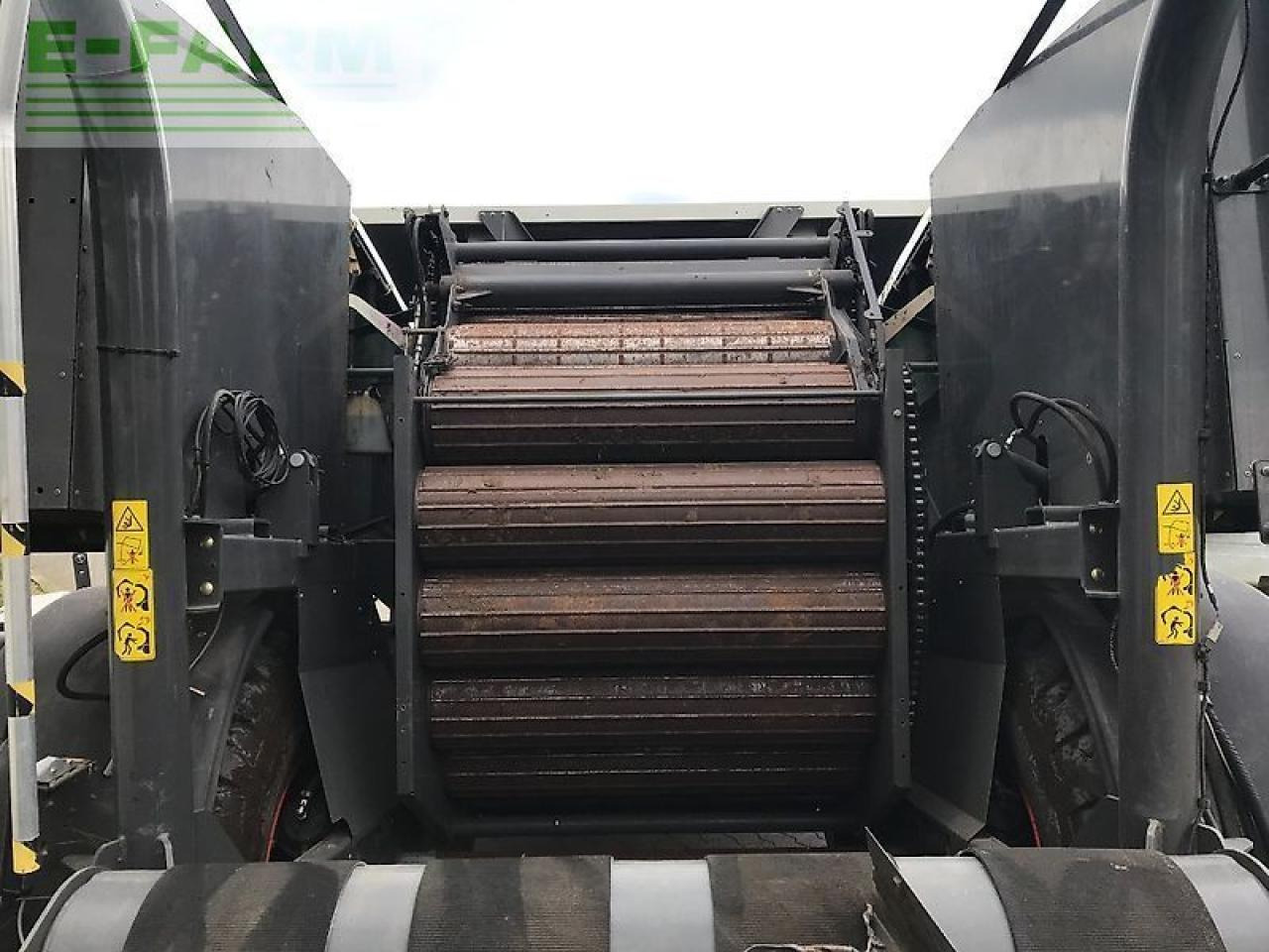 CLAAS rollant uniwrap 455 - Presă baloţi dreptunghiulari: Foto 4 CLAAS rollant uniwrap 455 - Presă baloţi dreptunghiulari: Foto 4