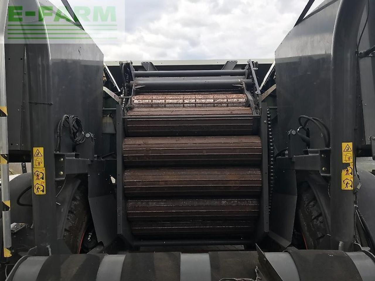 CLAAS rollant uniwrap 455 - Presă baloţi dreptunghiulari: Foto 5 CLAAS rollant uniwrap 455 - Presă baloţi dreptunghiulari: Foto 5