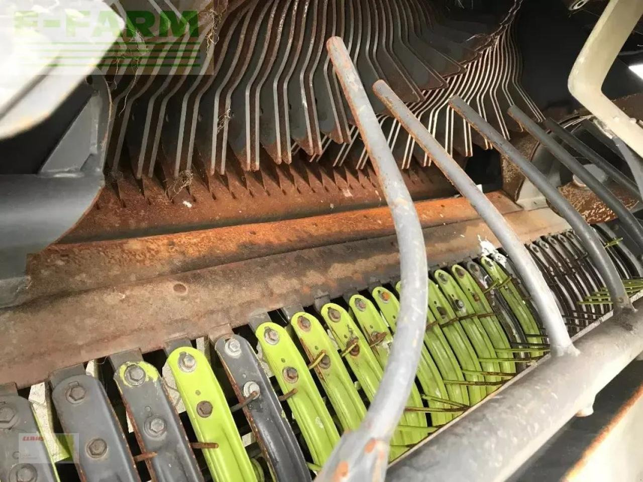 CLAAS rollant uniwrap 455(roto cut 25 messer) - Presă baloţi dreptunghiulari: Foto 3 CLAAS rollant uniwrap 455(roto cut 25 messer) - Presă baloţi dreptunghiulari: Foto 3