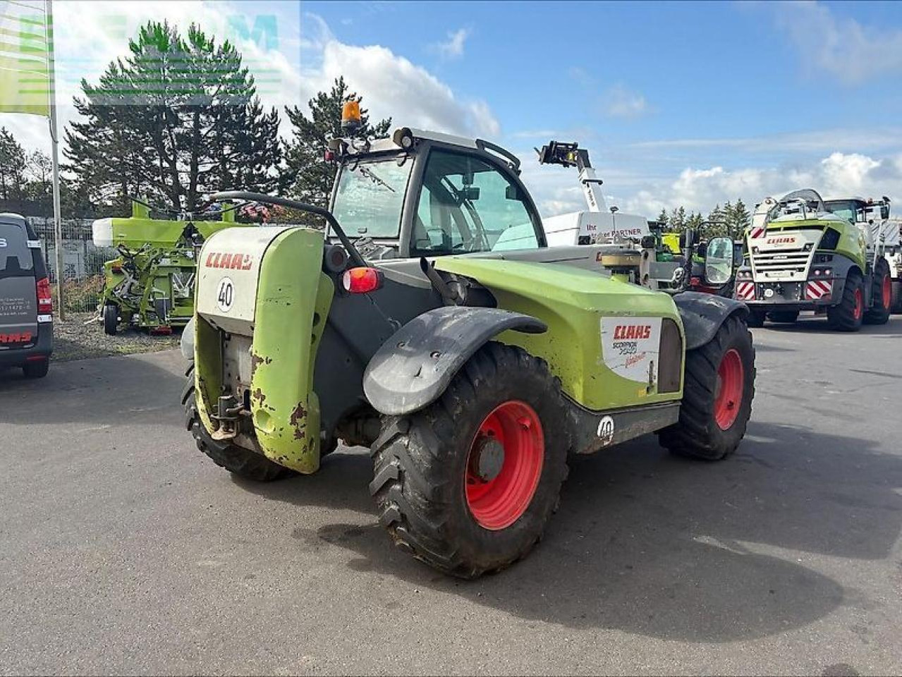 CLAAS scorpion 7040 - Stivuitor telescopic: Foto 3 CLAAS scorpion 7040 - Stivuitor telescopic: Foto 3
