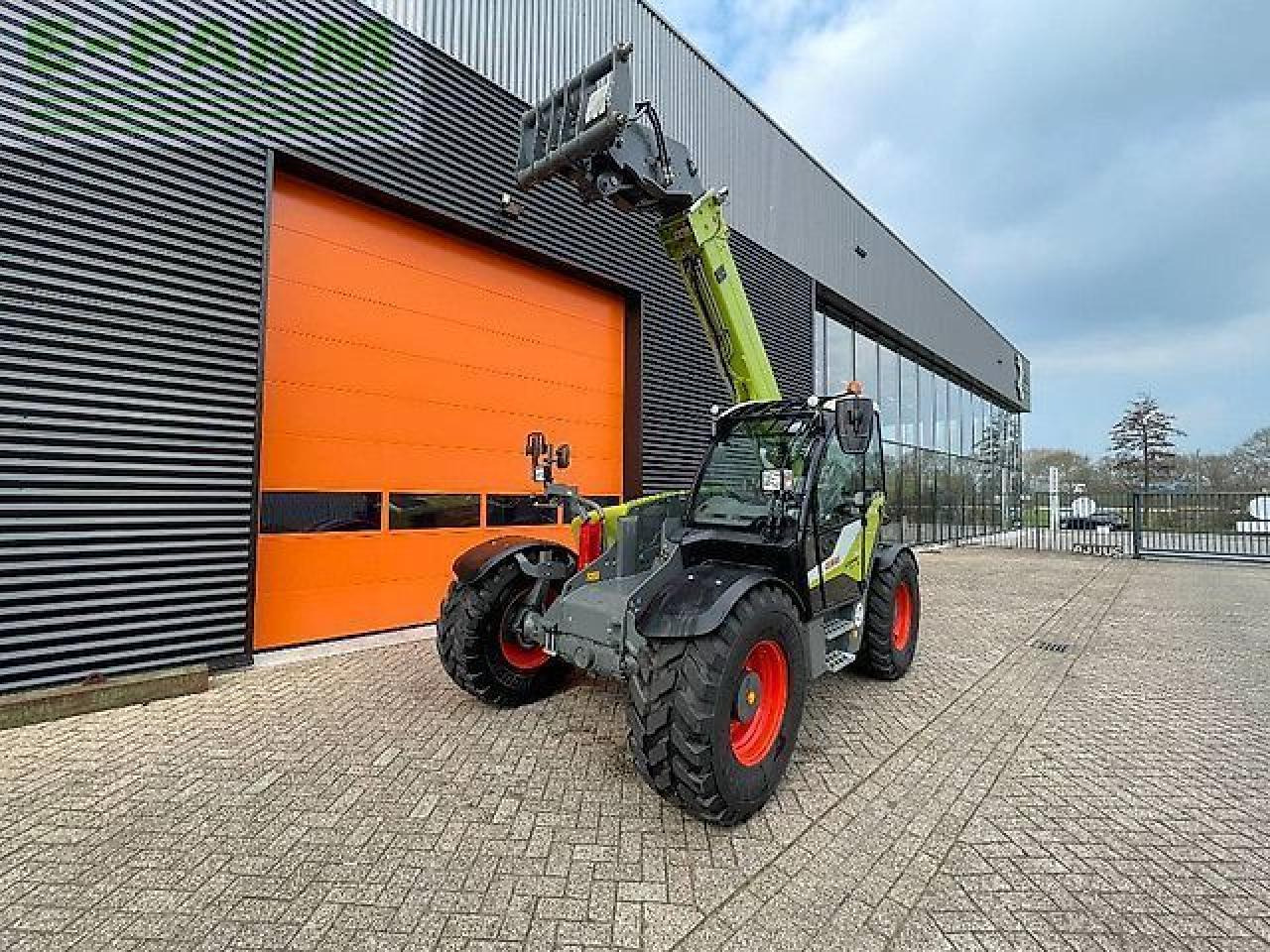 CLAAS scorpion 756 vp plus - Stivuitor telescopic: Foto 4 CLAAS scorpion 756 vp plus - Stivuitor telescopic: Foto 4