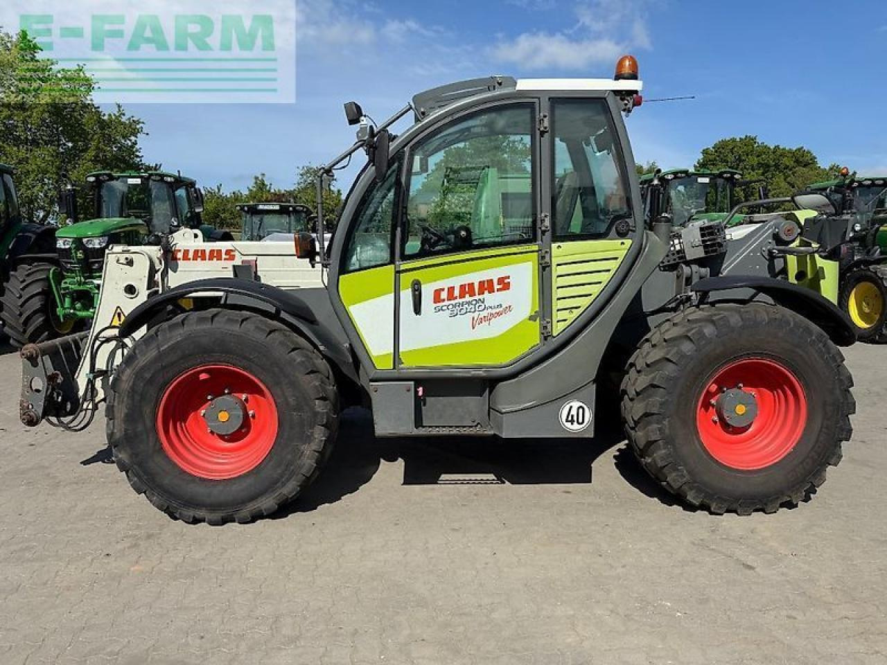 CLAAS scorpion 9040 plus variopower - Stivuitor telescopic: Foto 2 CLAAS scorpion 9040 plus variopower - Stivuitor telescopic: Foto 2