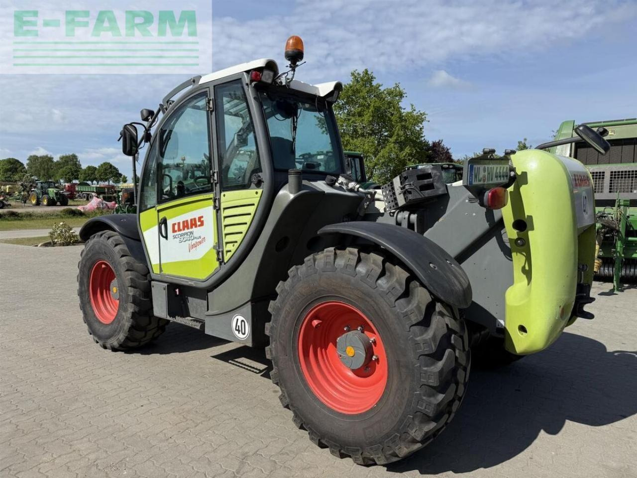 CLAAS scorpion 9040 vario plus - Stivuitor telescopic: Foto 3 CLAAS scorpion 9040 vario plus - Stivuitor telescopic: Foto 3