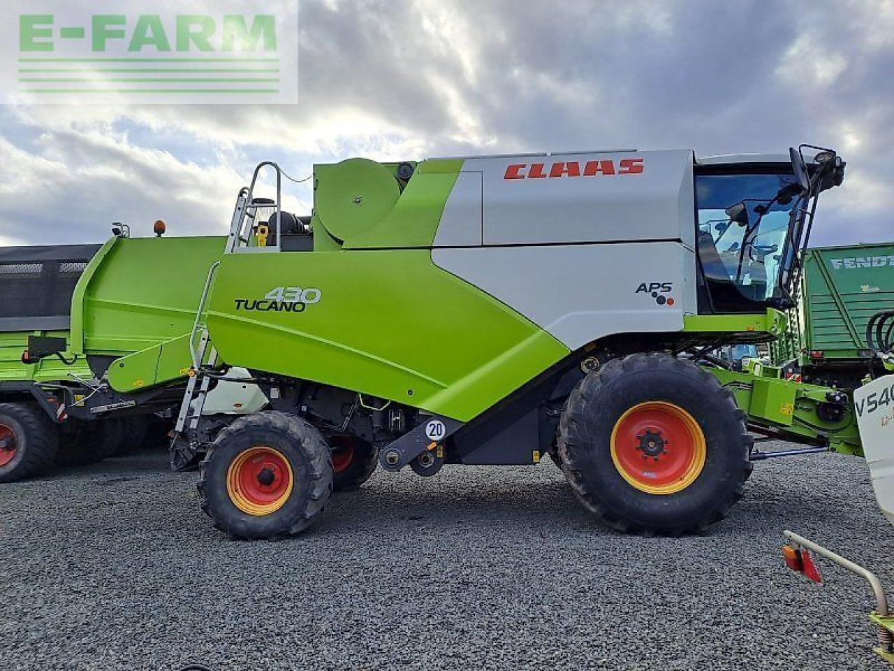 CLAAS tucano 430 - Combină de recoltat cereale: Foto 4 CLAAS tucano 430 - Combină de recoltat cereale: Foto 4