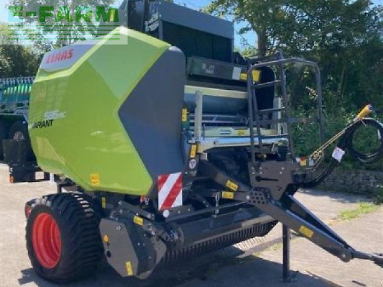 CLAAS variant 585 rc pro - Presă baloţi dreptunghiulari: Foto 1 CLAAS variant 585 rc pro - Presă baloţi dreptunghiulari: Foto 1