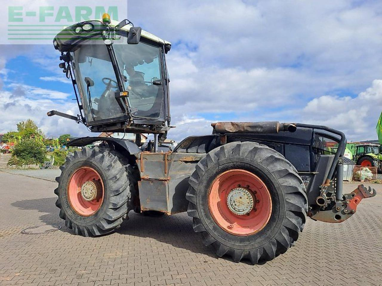 CLAAS xerion 3300 trac vc TRAC VC - Tractor agricol: Foto 5 CLAAS xerion 3300 trac vc TRAC VC - Tractor agricol: Foto 5