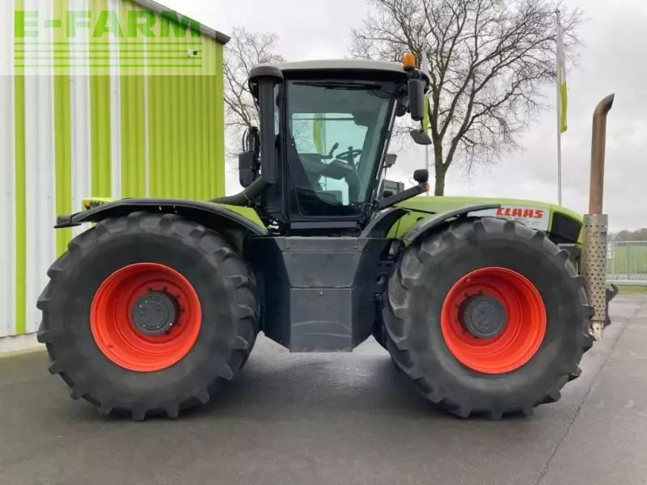 CLAAS xerion 3800 trac vc TRAC VC - Tractor agricol: Foto 4 CLAAS xerion 3800 trac vc TRAC VC - Tractor agricol: Foto 4