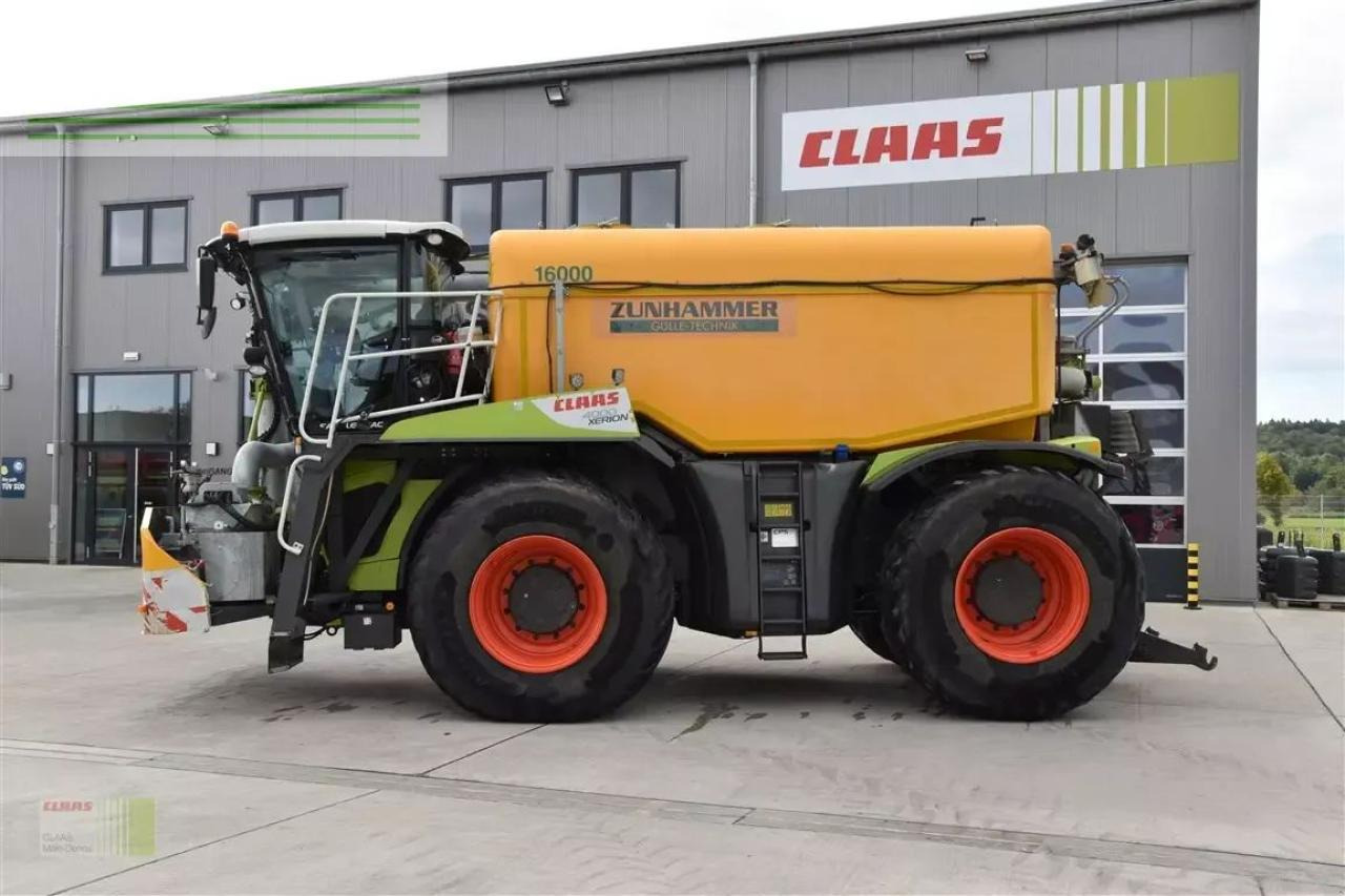 CLAAS xerion 4000 saddle trac SADDLE TRAC - Mașină de erbicidat autopropulsata: Foto 4 CLAAS xerion 4000 saddle trac SADDLE TRAC - Mașină de erbicidat autopropulsata: Foto 4