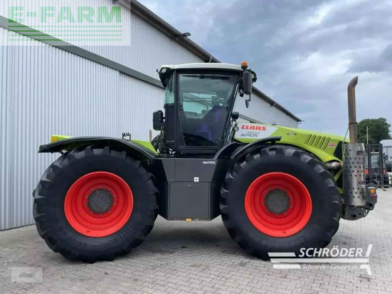 CLAAS xerion 4500 - Tractor agricol: Foto 2 CLAAS xerion 4500 - Tractor agricol: Foto 2