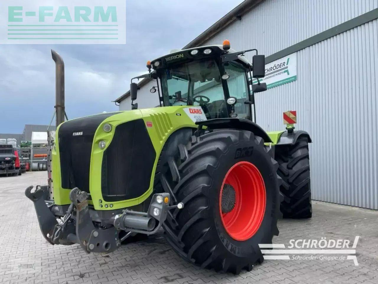 CLAAS xerion 4500 - Tractor agricol: Foto 5 CLAAS xerion 4500 - Tractor agricol: Foto 5