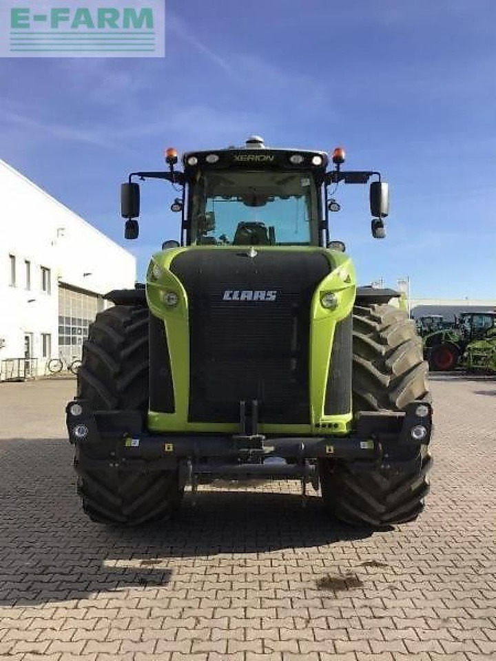 CLAAS xerion 5000 trac vc TRAC VC - Tractor agricol: Foto 2 CLAAS xerion 5000 trac vc TRAC VC - Tractor agricol: Foto 2