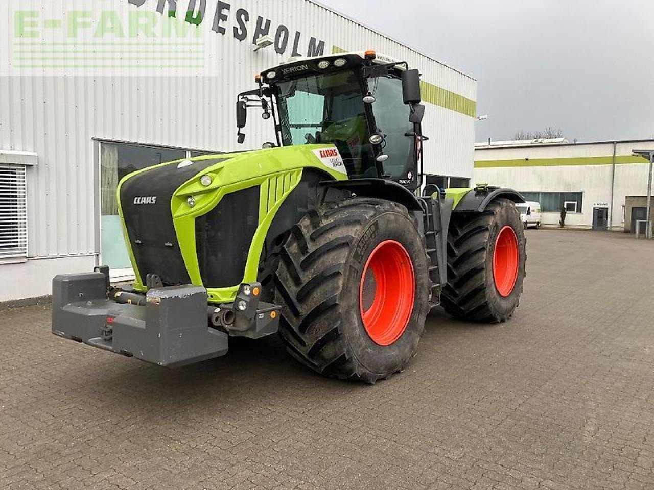 CLAAS xerion 5000 trac vc TRAC VC - Tractor agricol: Foto 4 CLAAS xerion 5000 trac vc TRAC VC - Tractor agricol: Foto 4