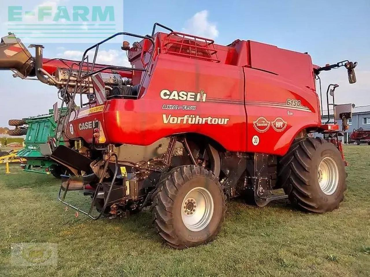Case-IH axial-flow 6150 inkl. schneidwerk 7,62 m und wagen - Combină de recoltat cereale: Foto 5 Case-IH axial-flow 6150 inkl. schneidwerk 7,62 m und wagen - Combină de recoltat cereale: Foto 5