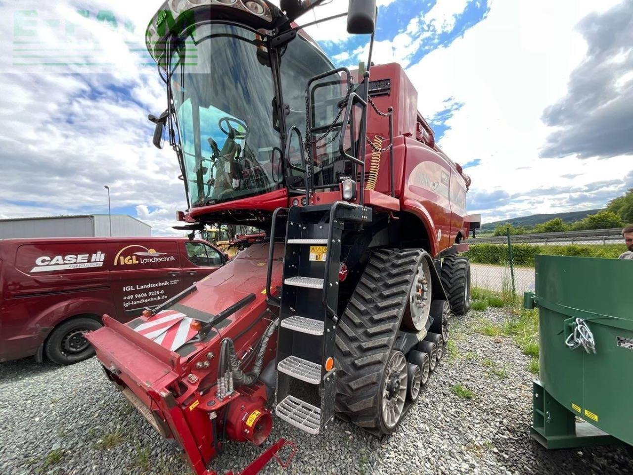 Case-IH axial flow 8240 - Combină de recoltat cereale: Foto 1 Case-IH axial flow 8240 - Combină de recoltat cereale: Foto 1