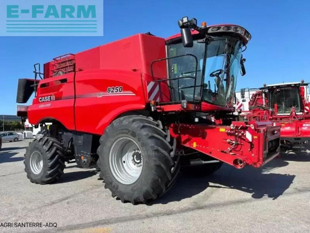 Case-IH axial-flow 8250 - Combină de recoltat cereale: Foto 1 Case-IH axial-flow 8250 - Combină de recoltat cereale: Foto 1