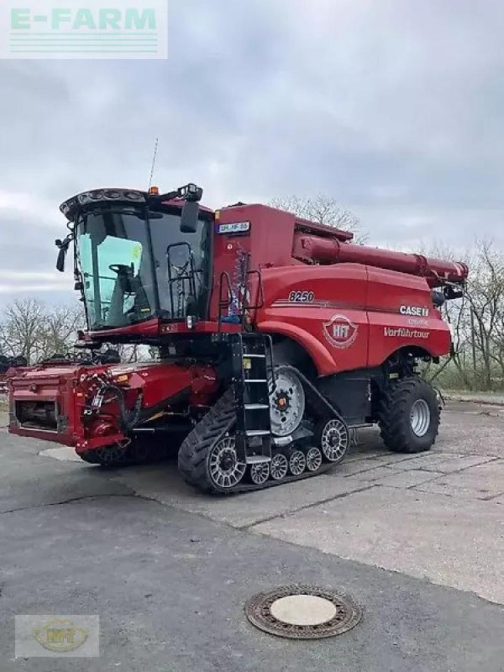 Case-IH axial-flow 8250 st5 - Combină de recoltat cereale: Foto 1 Case-IH axial-flow 8250 st5 - Combină de recoltat cereale: Foto 1