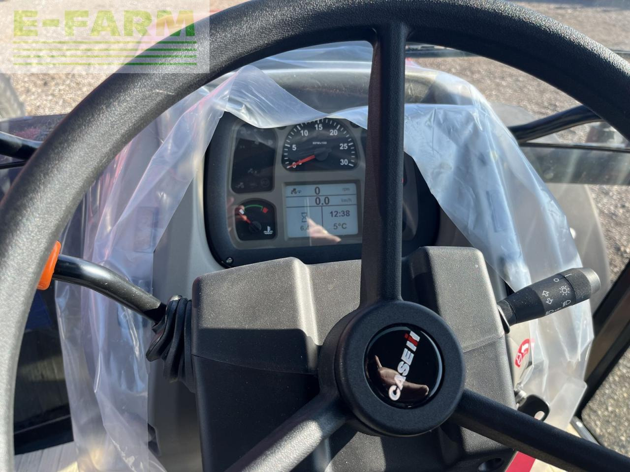 Case-IH farmall 55 a (stage v) - Tractor agricol: Foto 5 Case-IH farmall 55 a (stage v) - Tractor agricol: Foto 5