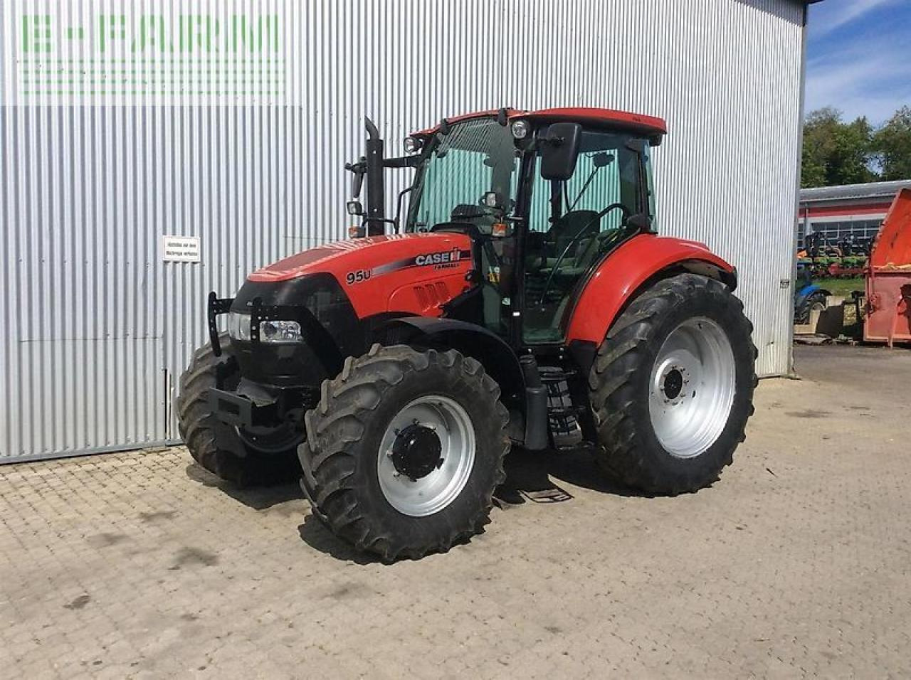 Case-IH farmall 95 u ep - Tractor agricol: Foto 2 Case-IH farmall 95 u ep - Tractor agricol: Foto 2