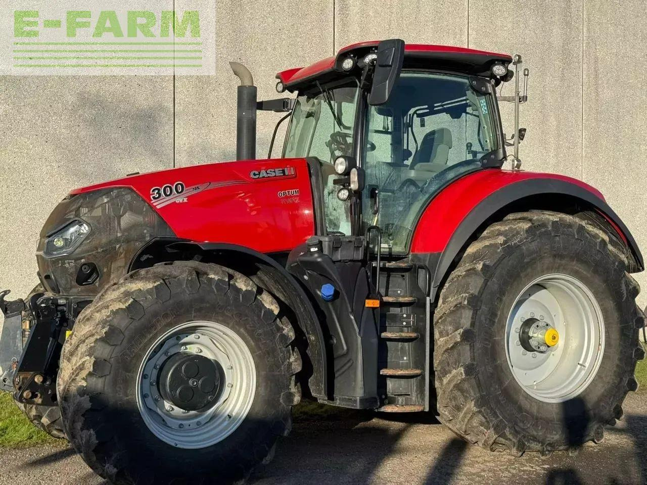 Case-IH optum 300 cvx CVX - Tractor agricol: Foto 1 Case-IH optum 300 cvx CVX - Tractor agricol: Foto 1