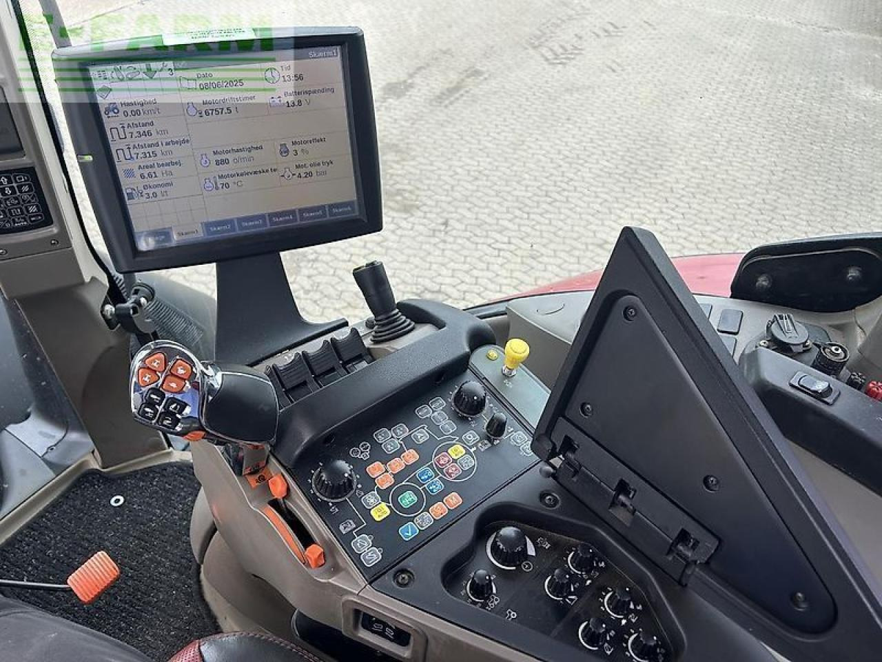 Case-IH optum 300 cvx CVX - Tractor agricol: Foto 4 Case-IH optum 300 cvx CVX - Tractor agricol: Foto 4