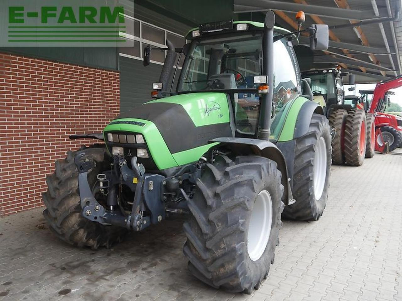 Deutz-Fahr agrotron 120 new nur 2350 std. - Tractor agricol: Foto 2 Deutz-Fahr agrotron 120 new nur 2350 std. - Tractor agricol: Foto 2