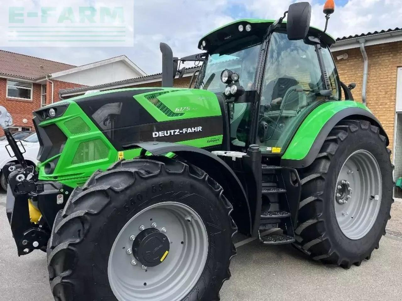 Deutz-Fahr agrotron 6175 ttv TTV - Tractor agricol: Foto 1 Deutz-Fahr agrotron 6175 ttv TTV - Tractor agricol: Foto 1