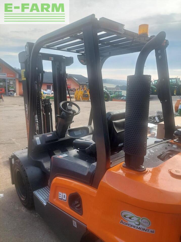 Doosan D30NXS - Motostivuitor: Foto 3 Doosan D30NXS - Motostivuitor: Foto 3