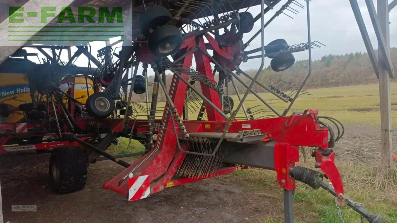 Fella juras 12545 - Maşină de întors fânul: Foto 2 Fella juras 12545 - Maşină de întors fânul: Foto 2
