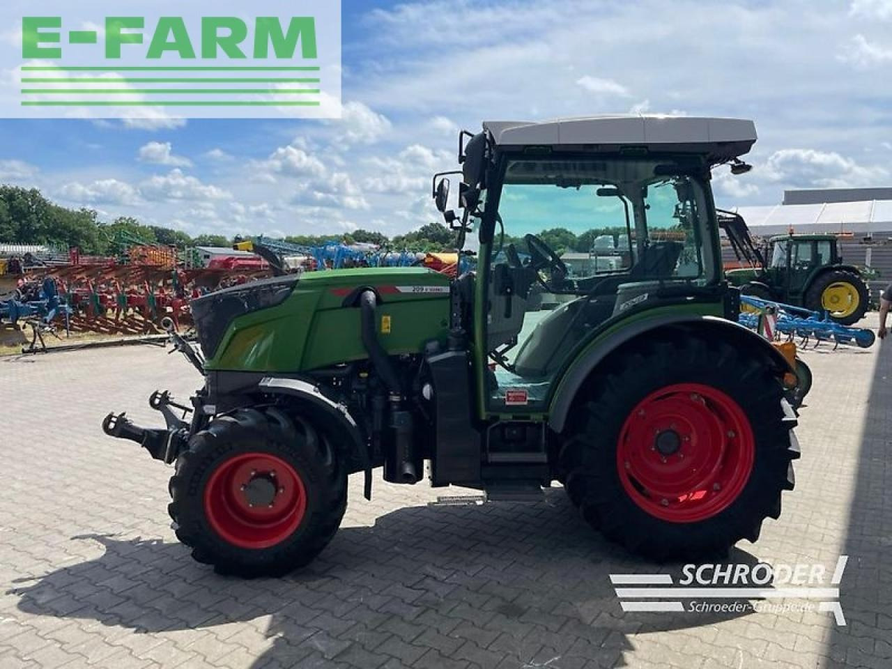 Fendt 209 f vario gen3 power F - Tractor agricol: Foto 4 Fendt 209 f vario gen3 power F - Tractor agricol: Foto 4