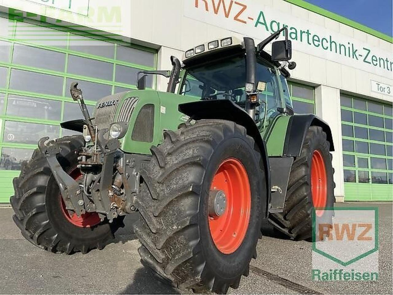 Fendt 714 - Tractor agricol: Foto 1 Fendt 714 - Tractor agricol: Foto 1
