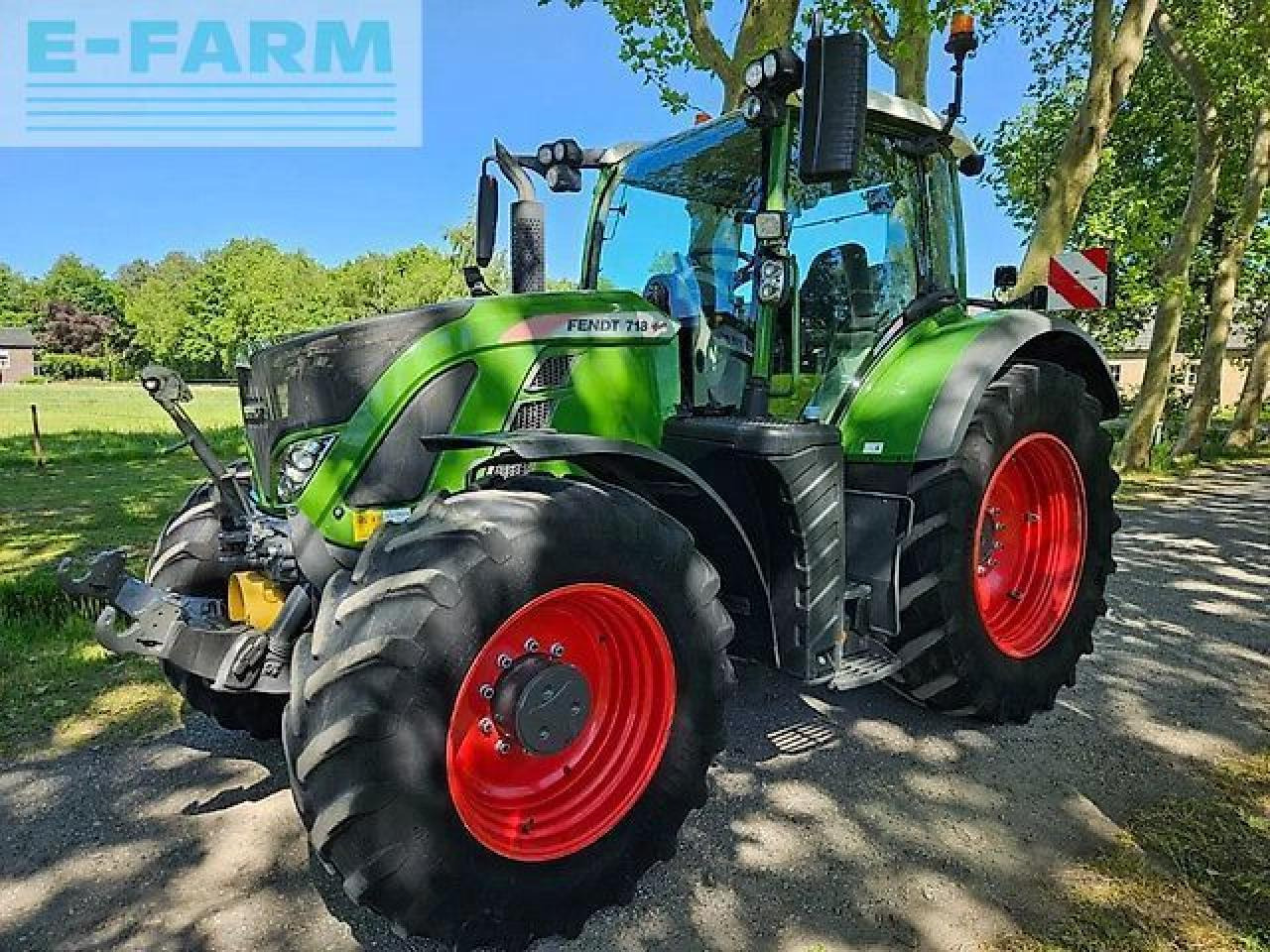 Fendt 718 s4 profi plus 3400h ( 720 722 724 ) - Tractor agricol: Foto 2 Fendt 718 s4 profi plus 3400h ( 720 722 724 ) - Tractor agricol: Foto 2