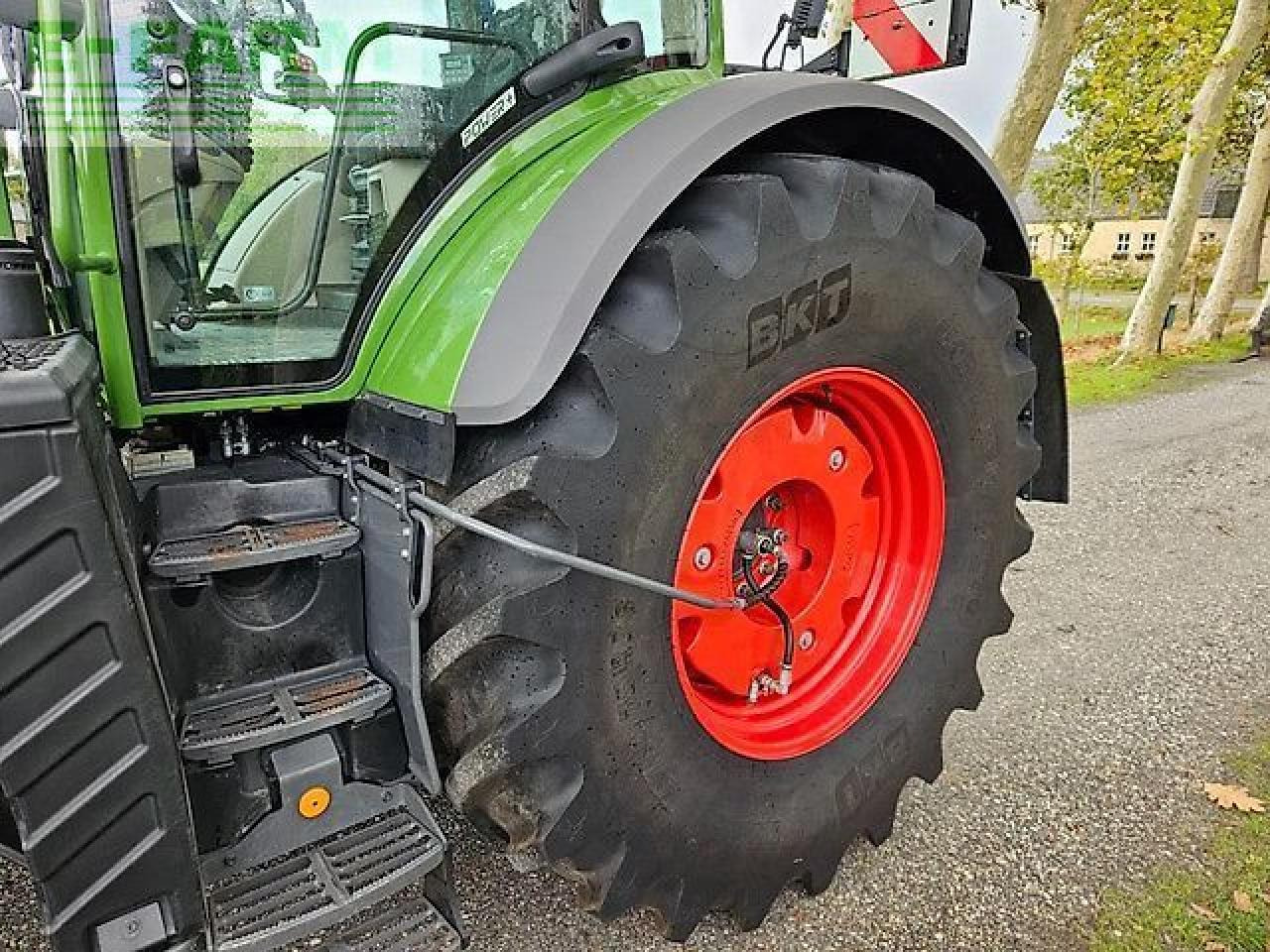 Tractor agricol Fendt 724 vario 724 gen6 power plus reifendrucksystem rtk ( 718 720 722 ): Foto 17 Tractor agricol Fendt 724 vario 724 gen6 power plus reifendrucksystem rtk ( 718 720 722 ): Foto 17