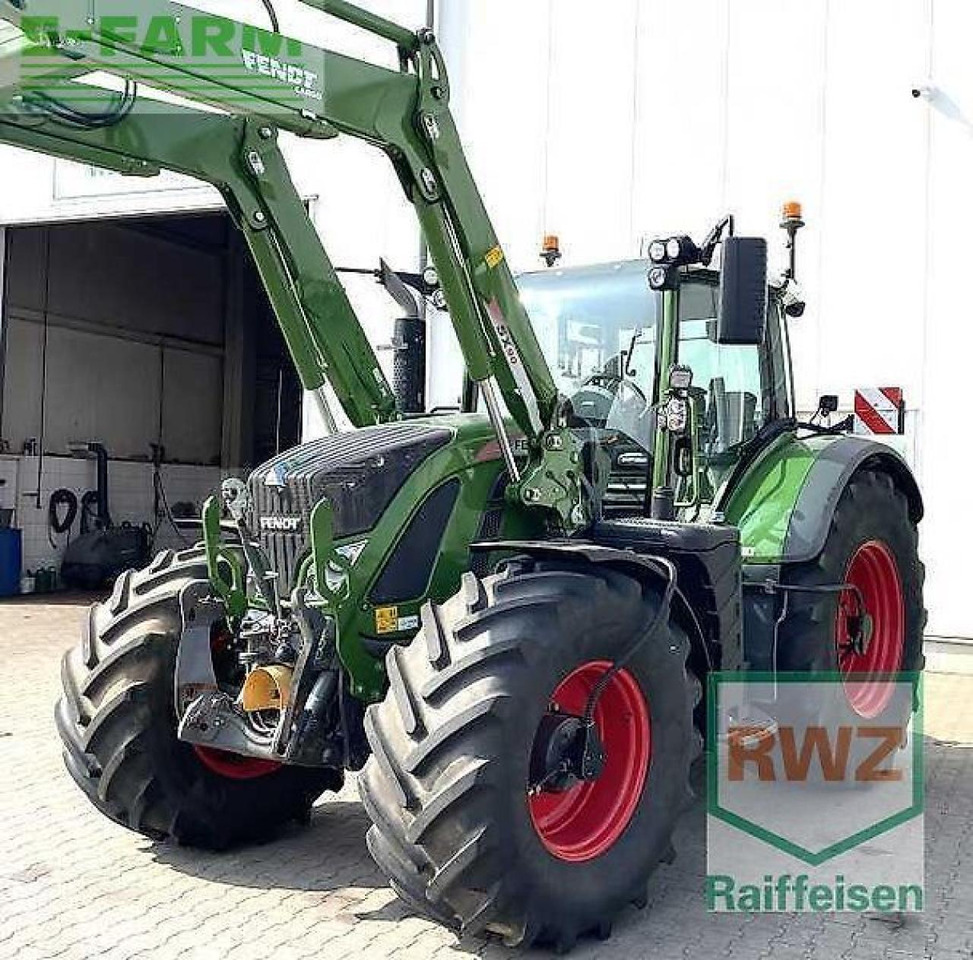 Fendt 724 vario s4 profi plus ProfiPlus - Tractor agricol: Foto 1 Fendt 724 vario s4 profi plus ProfiPlus - Tractor agricol: Foto 1