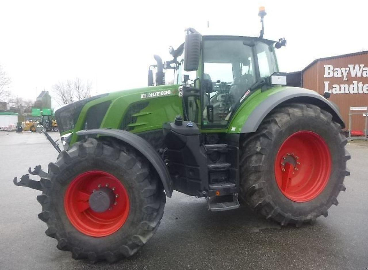 Fendt 828 vario s4 profi plus ProfiPlus - Tractor agricol: Foto 1 Fendt 828 vario s4 profi plus ProfiPlus - Tractor agricol: Foto 1