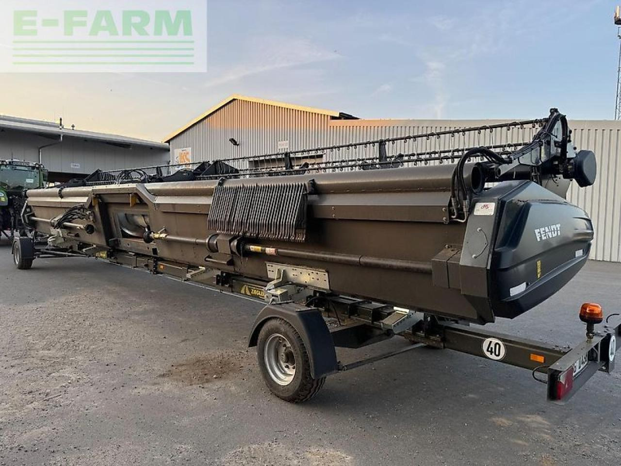 Fendt superflow 40 fuss - 12,20 meter - Utilaje pentru maşină de recoltat furaj: Foto 2 Fendt superflow 40 fuss - 12,20 meter - Utilaje pentru maşină de recoltat furaj: Foto 2
