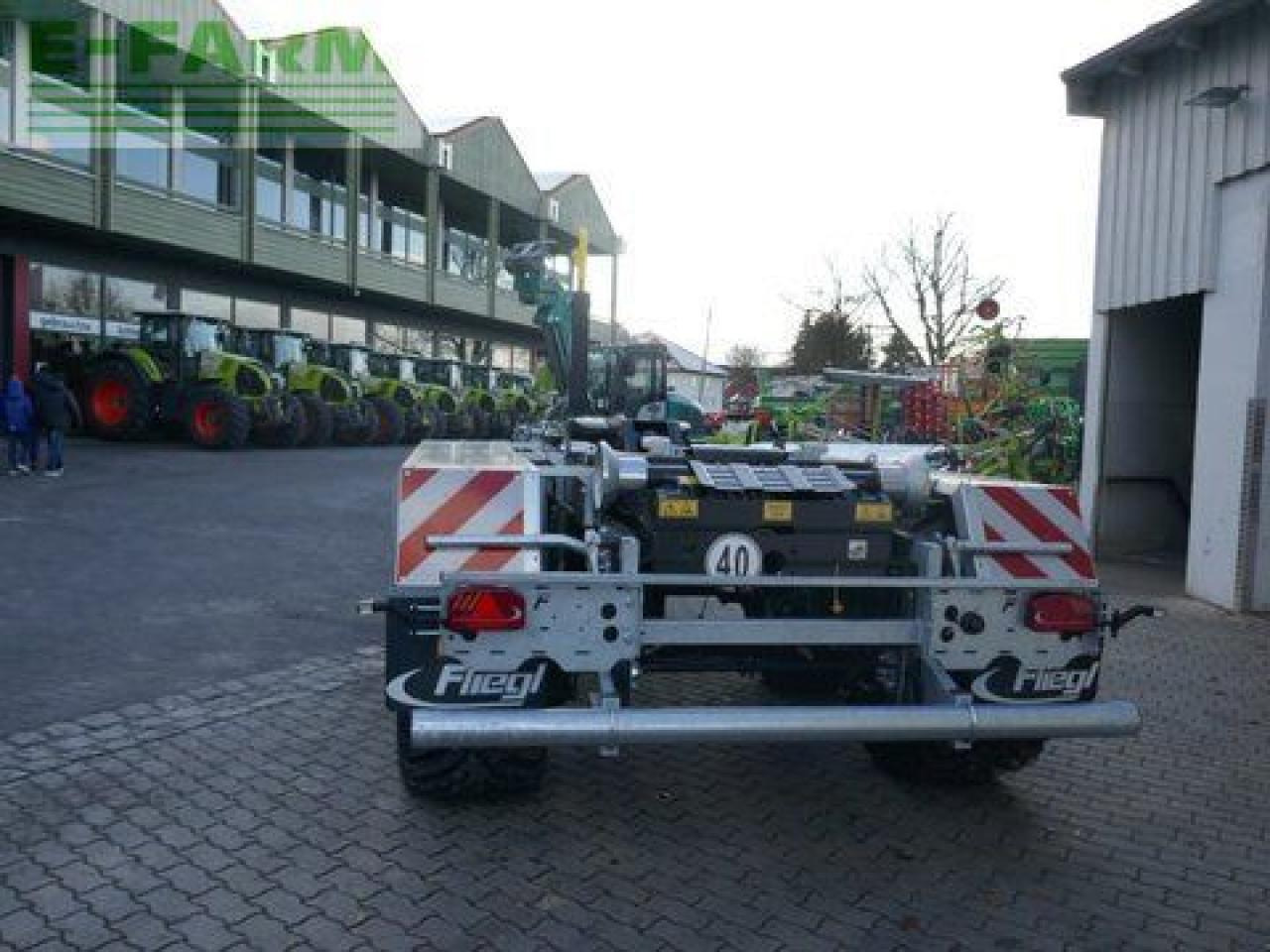 Fliegl hkl 22 - tandem abrollkipper - Remorcă abroll/ Skiploader: Foto 4 Fliegl hkl 22 - tandem abrollkipper - Remorcă abroll/ Skiploader: Foto 4