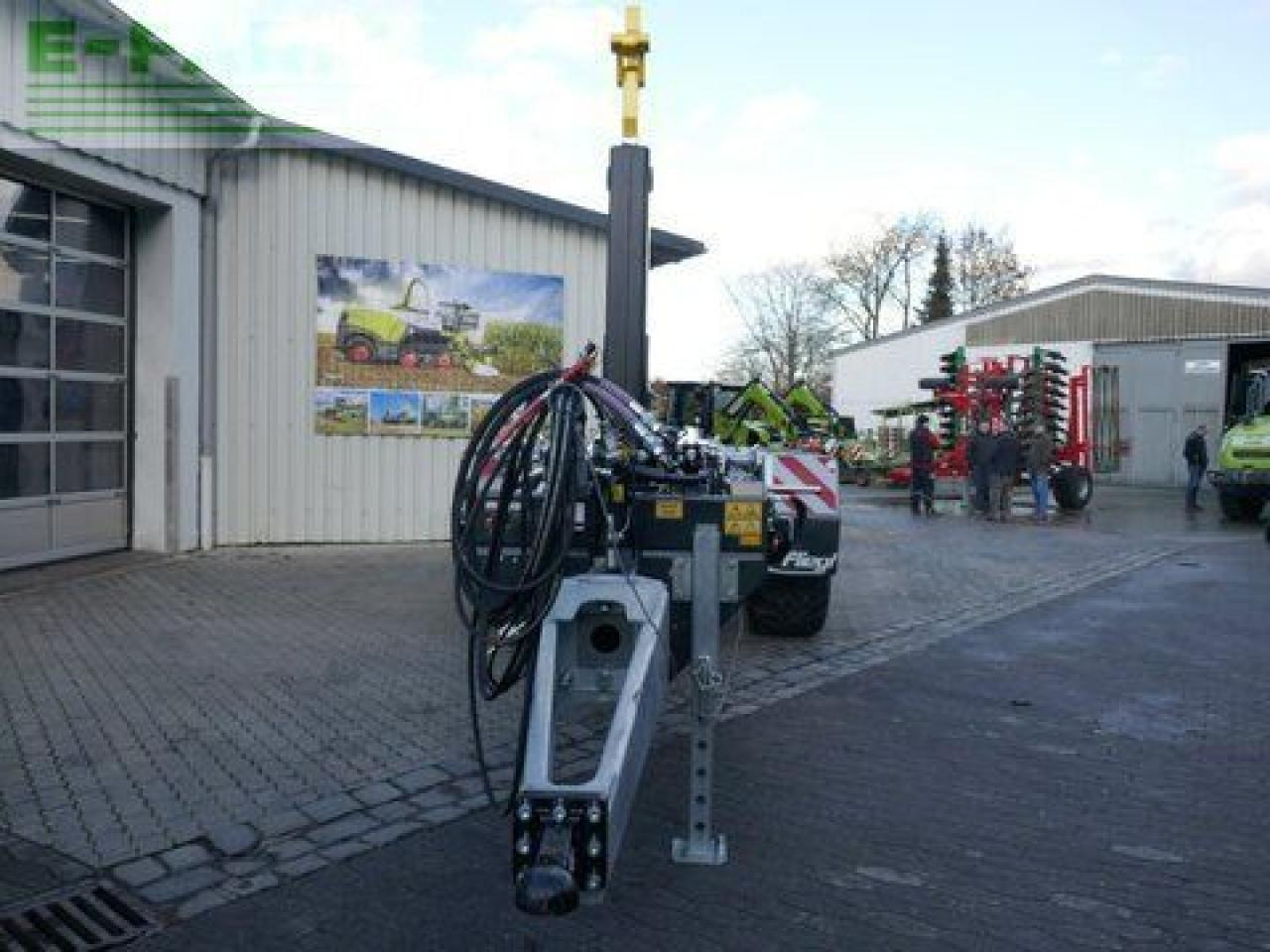 Fliegl hkl 22 - tandem abrollkipper - Remorcă abroll/ Skiploader: Foto 2 Fliegl hkl 22 - tandem abrollkipper - Remorcă abroll/ Skiploader: Foto 2