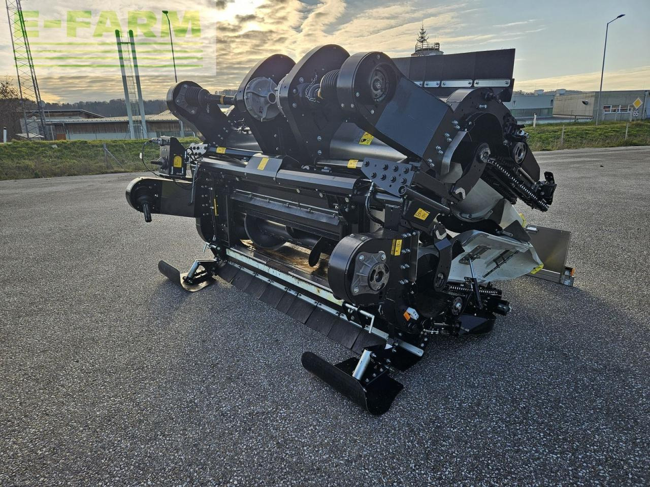 Geringhoff mais star horizon msh 870fb - Utilaje pentru maşină de recoltat furaj: Foto 3 Geringhoff mais star horizon msh 870fb - Utilaje pentru maşină de recoltat furaj: Foto 3