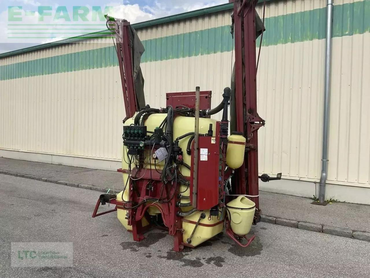 Hardi Master 1200 - Maşină de erbicidat tractata: Foto 1 Hardi Master 1200 - Maşină de erbicidat tractata: Foto 1