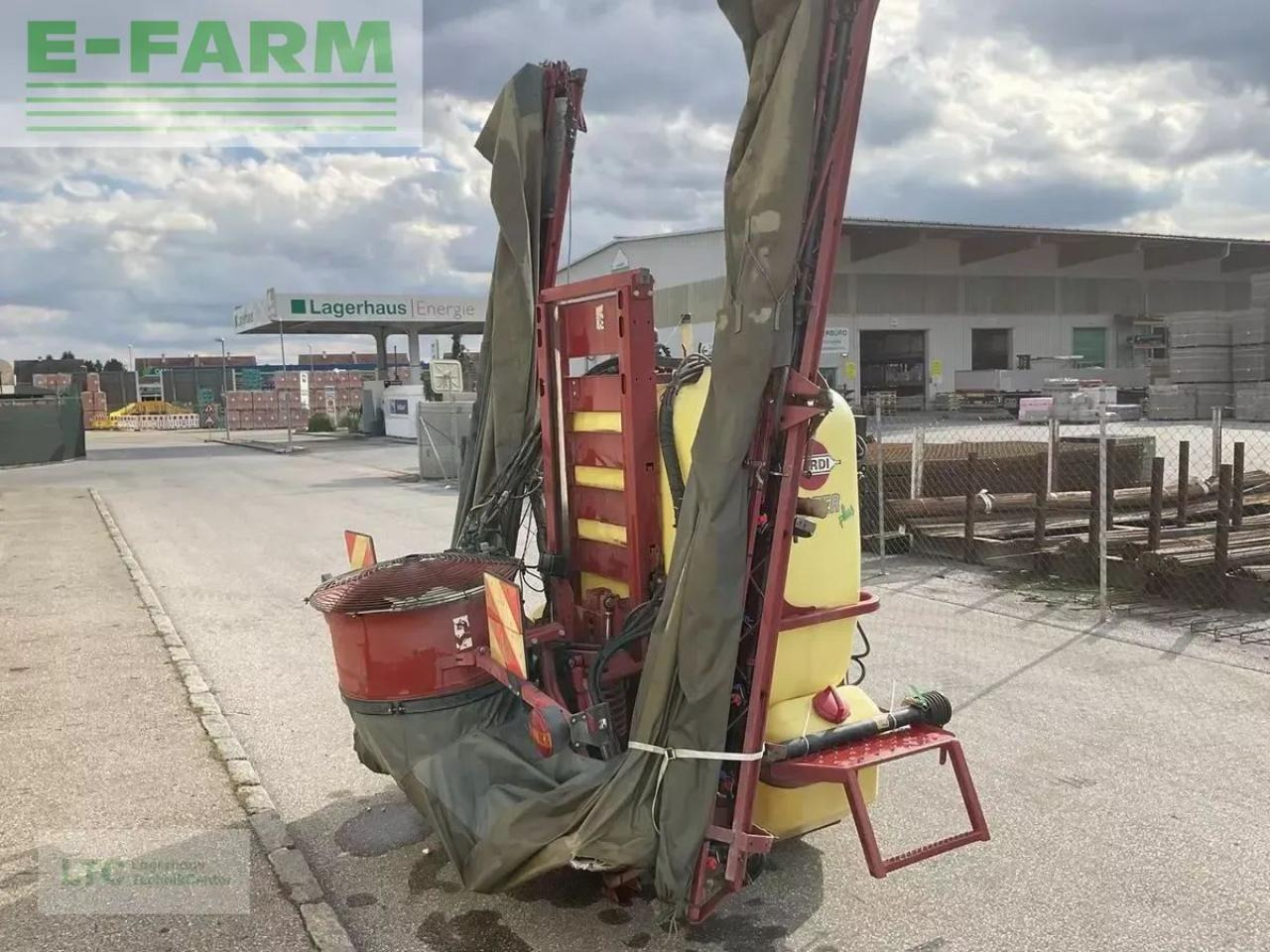 Hardi Master 1200 - Maşină de erbicidat tractata: Foto 3 Hardi Master 1200 - Maşină de erbicidat tractata: Foto 3