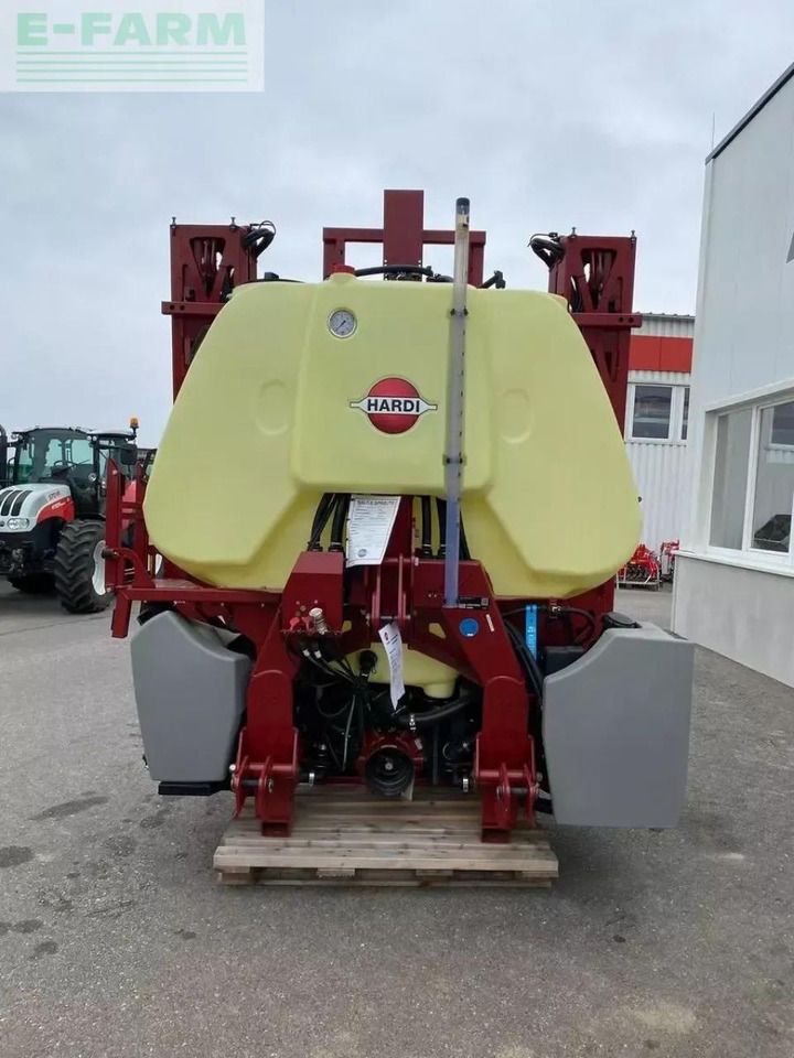 Hardi mega 1200 - Maşină de erbicidat tractata: Foto 3 Hardi mega 1200 - Maşină de erbicidat tractata: Foto 3
