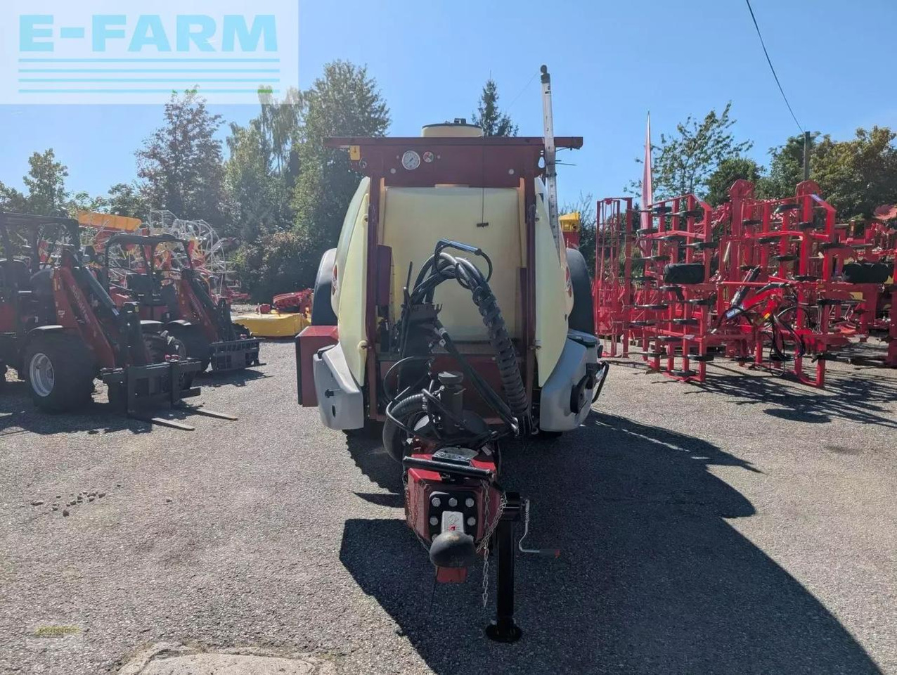 Hardi navigator 4000 - vpz 21m - Maşină de erbicidat tractata: Foto 2 Hardi navigator 4000 - vpz 21m - Maşină de erbicidat tractata: Foto 2