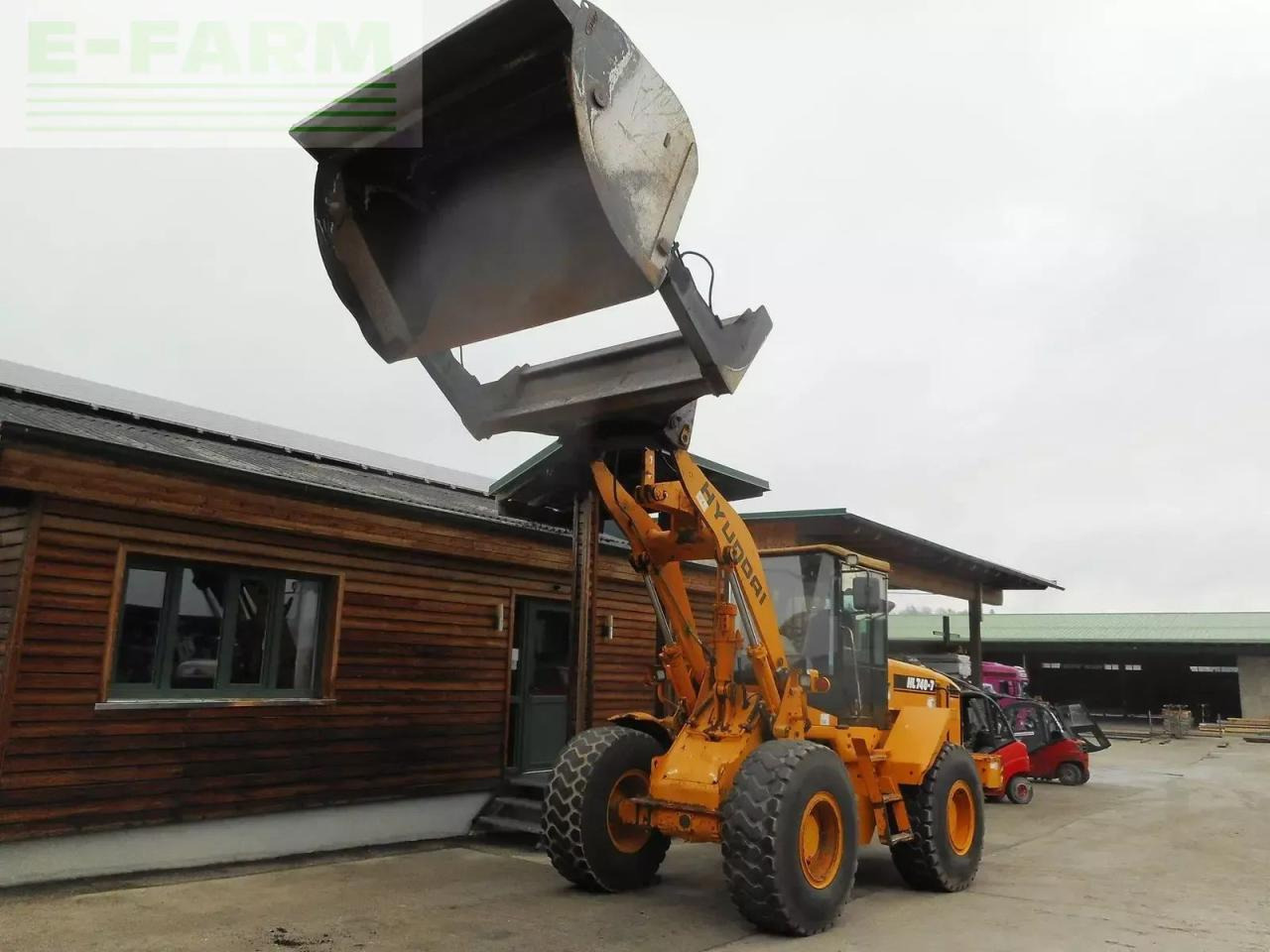 Mini excavator Hyundai hl740-7 mit hochkippschaufel u. volvo sw: Foto 19